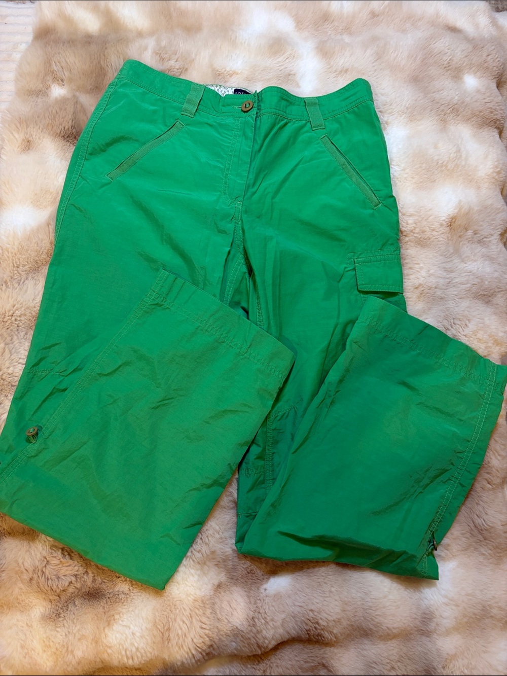Lands End cargo style pants with roll up styling green size 12